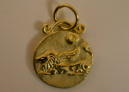 Leo Charm