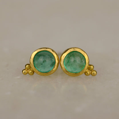 Granulated Emerald Studs