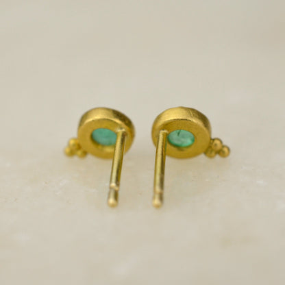 Granulated Emerald Studs